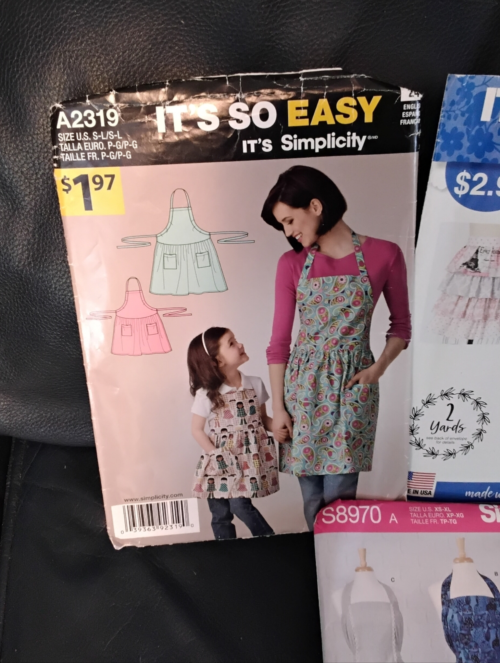 3939 Lot Of 5 Apron Patterns Simplicity New In Package . - Picture 2 of 6